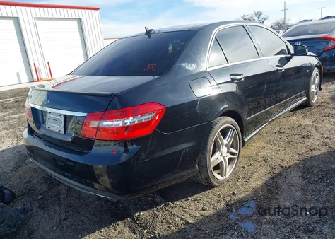 2012 Mercedes-Benz E 350 z USA, uszkodzony, nr VIN WDDHF5KB2CA569451